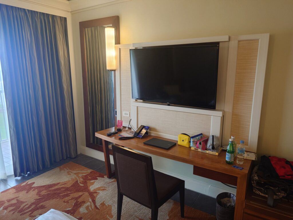 ヒルトングアムのTV